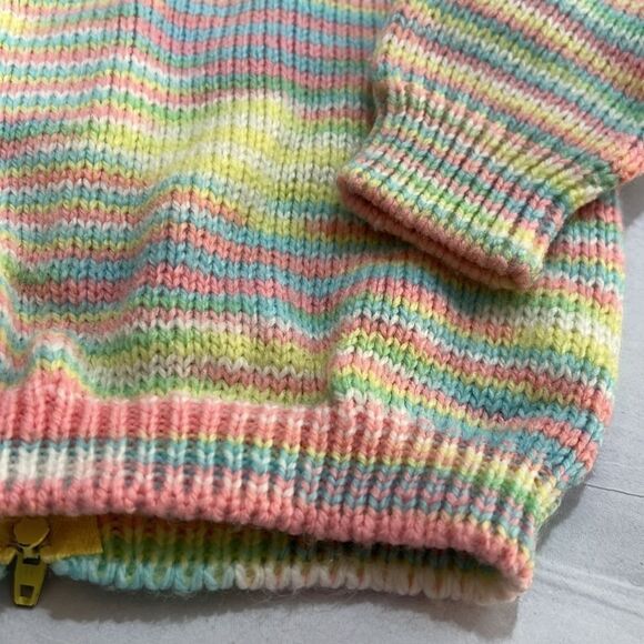 Betty’s Original handmade back zipper sweater with hood. 2T to 3T - Picture 4 of 12
